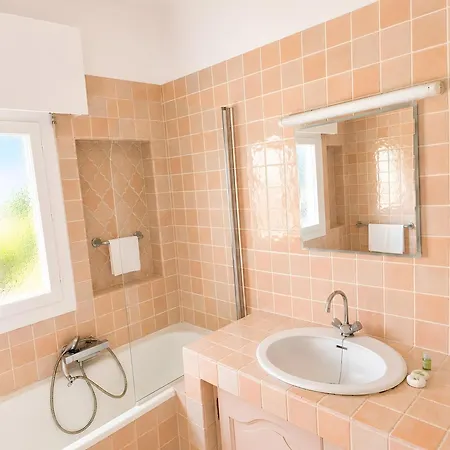 Three Bedrooms דירה קאן